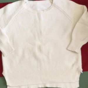 Just a cute off white sweater💕